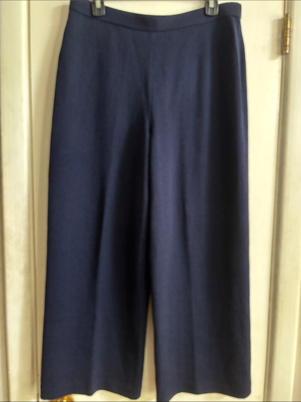 St. John Collection size 12 Navy Wide-Leg Knit Pants 16” waist excellent cond.